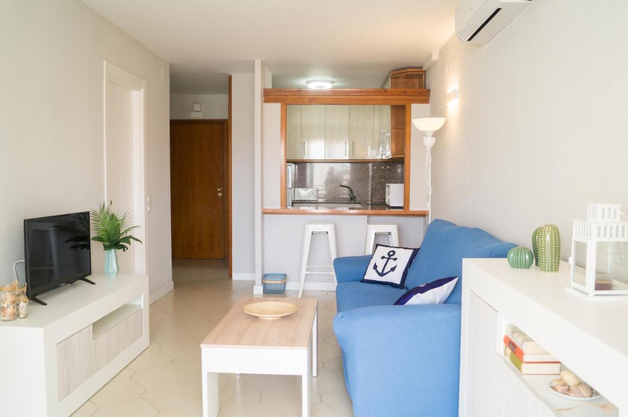 Apartamento Novelty Apartment Salou Bagian luar foto